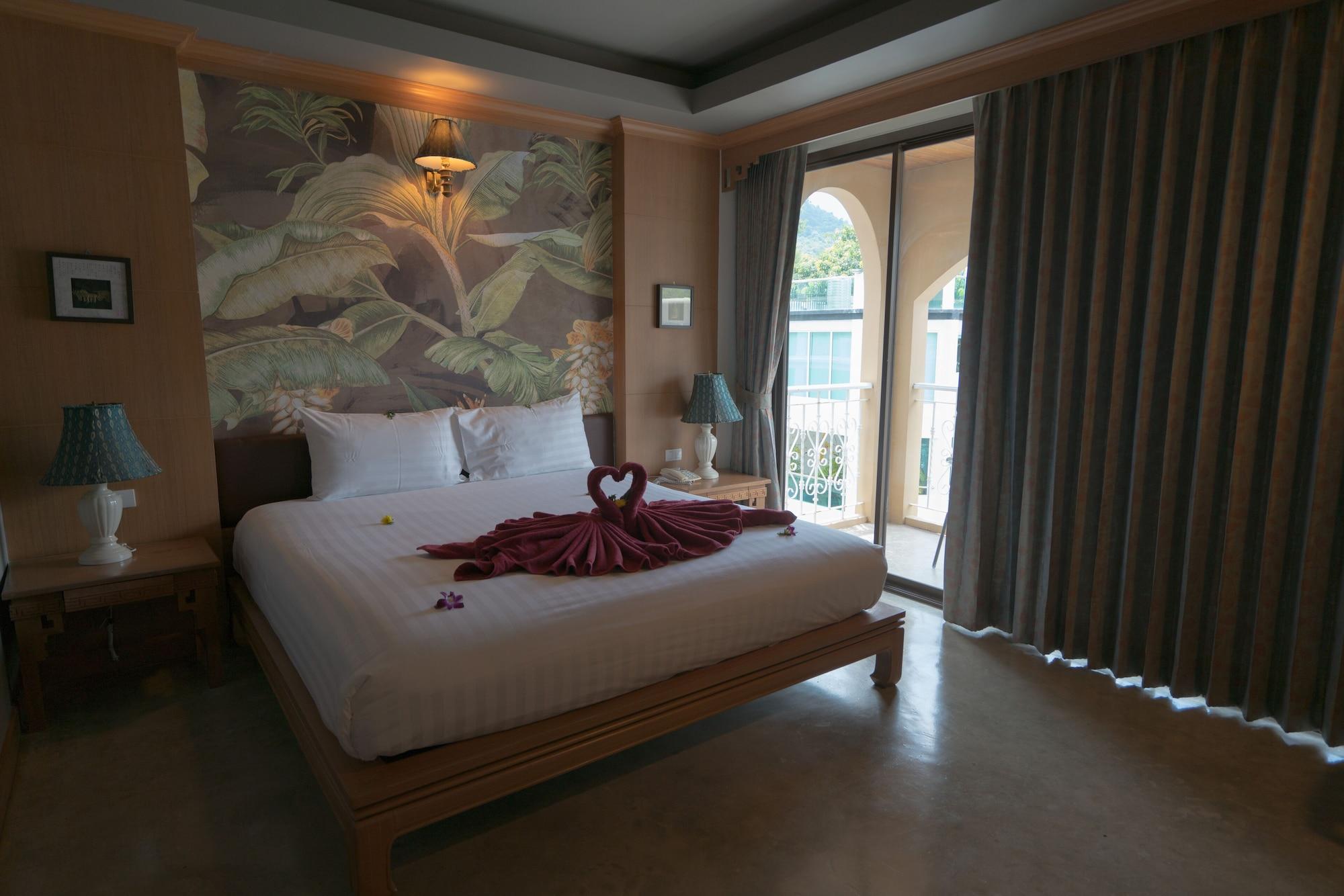 Minatale Phuket Hotel Patong Exterior photo