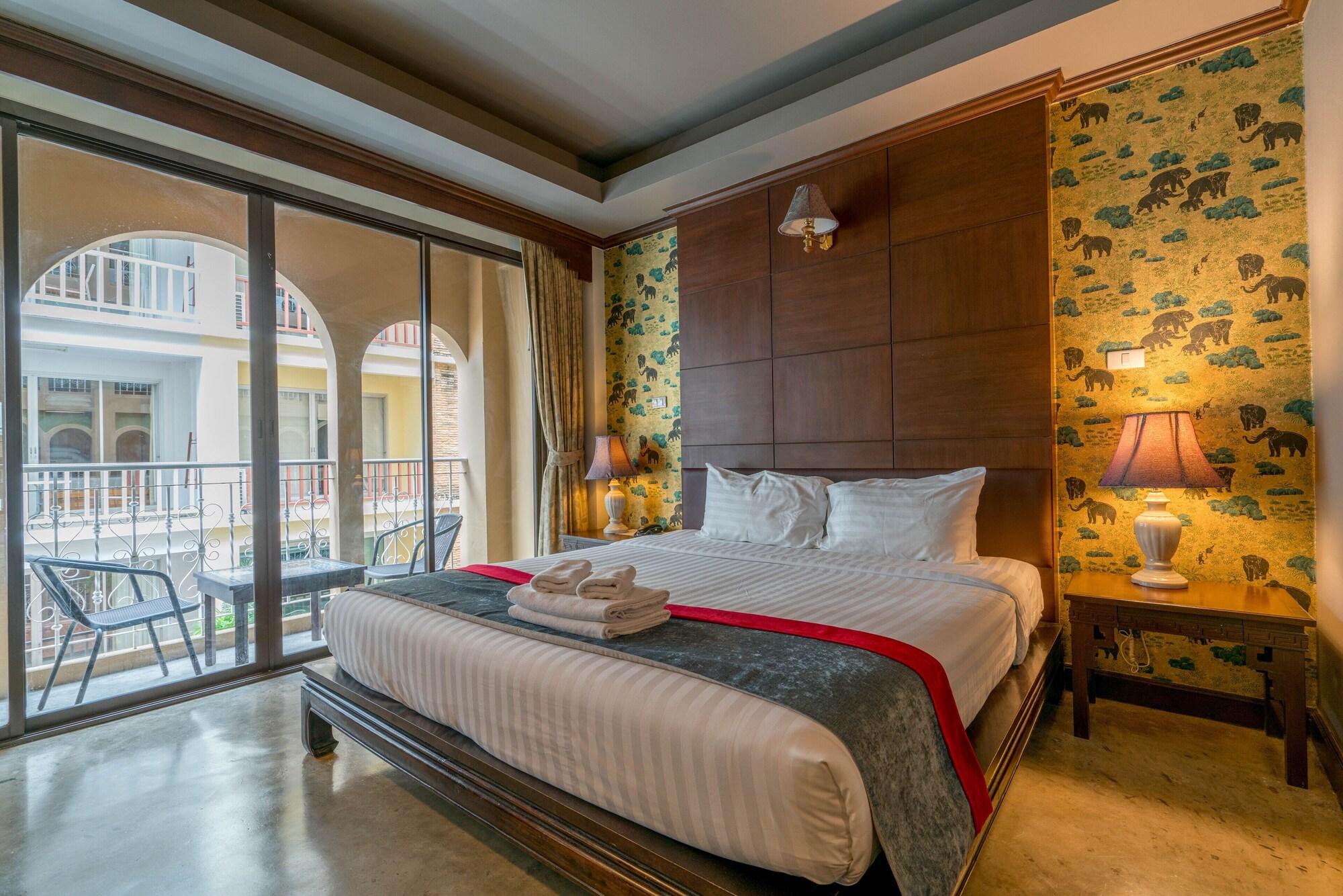 Minatale Phuket Hotel Patong Exterior photo