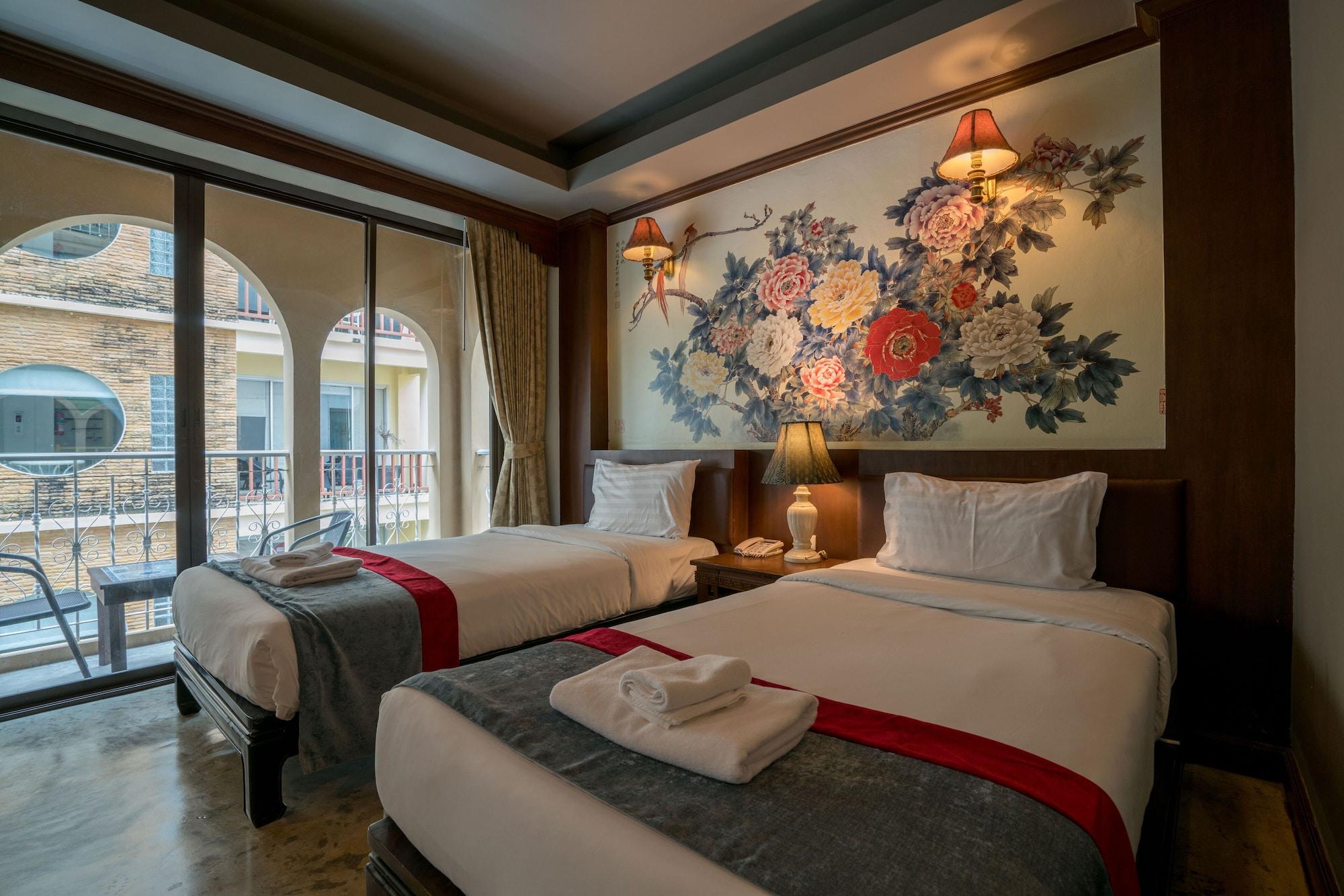 Minatale Phuket Hotel Patong Exterior photo