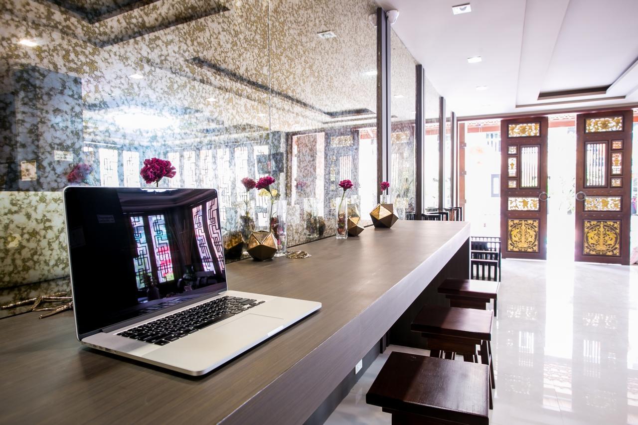 Minatale Phuket Hotel Patong Exterior photo